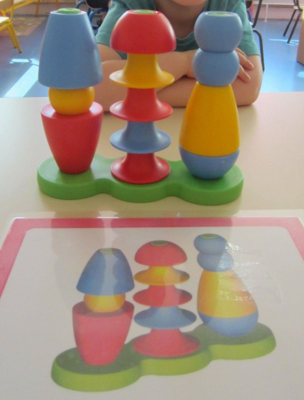 Jeu: couleurs et formes